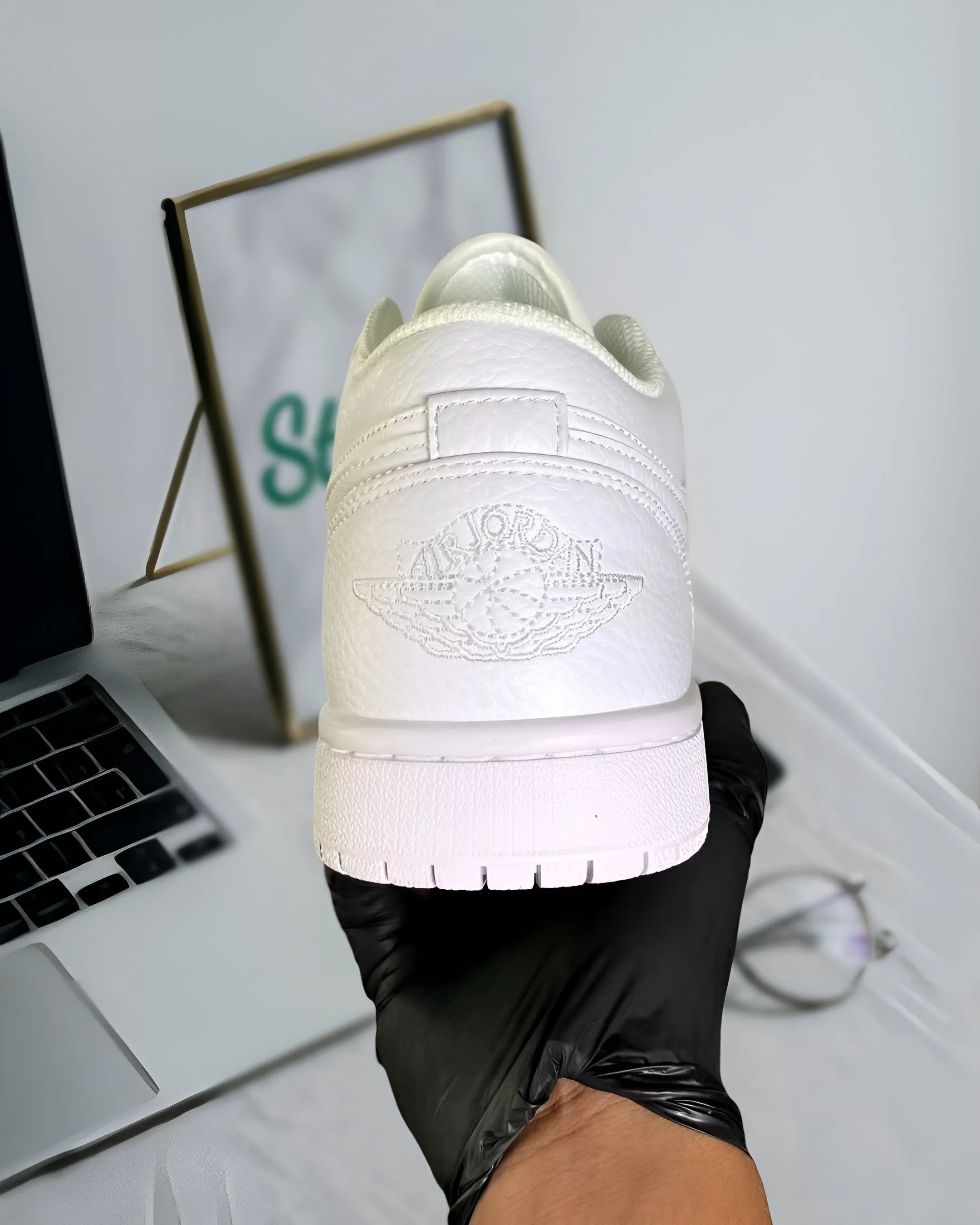 1 Safe WHITE JORDAN LOW No-hassle returns