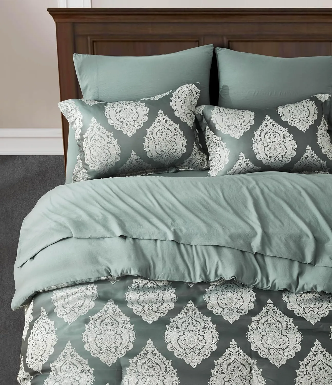 Chezmoi Collection Juliette 7-Piece Bed in a Bag Comforter Set King - Luxury Medallion Jacquard Comforter Set with Sheets for All Seasons, Gray Green Smoke