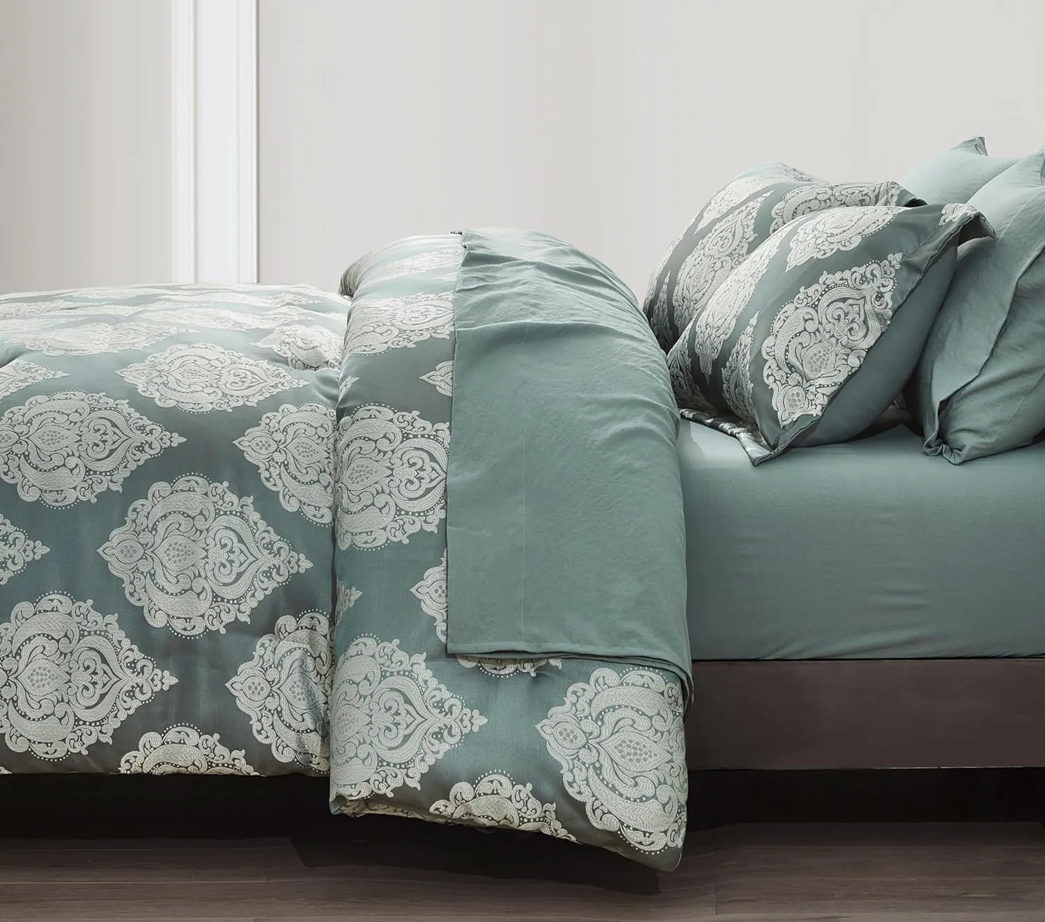 Chezmoi Collection Juliette 7-Piece Bed in a Bag Comforter Set King - Luxury Medallion Jacquard Comforter Set with Sheets for All Seasons, Gray Green Smoke