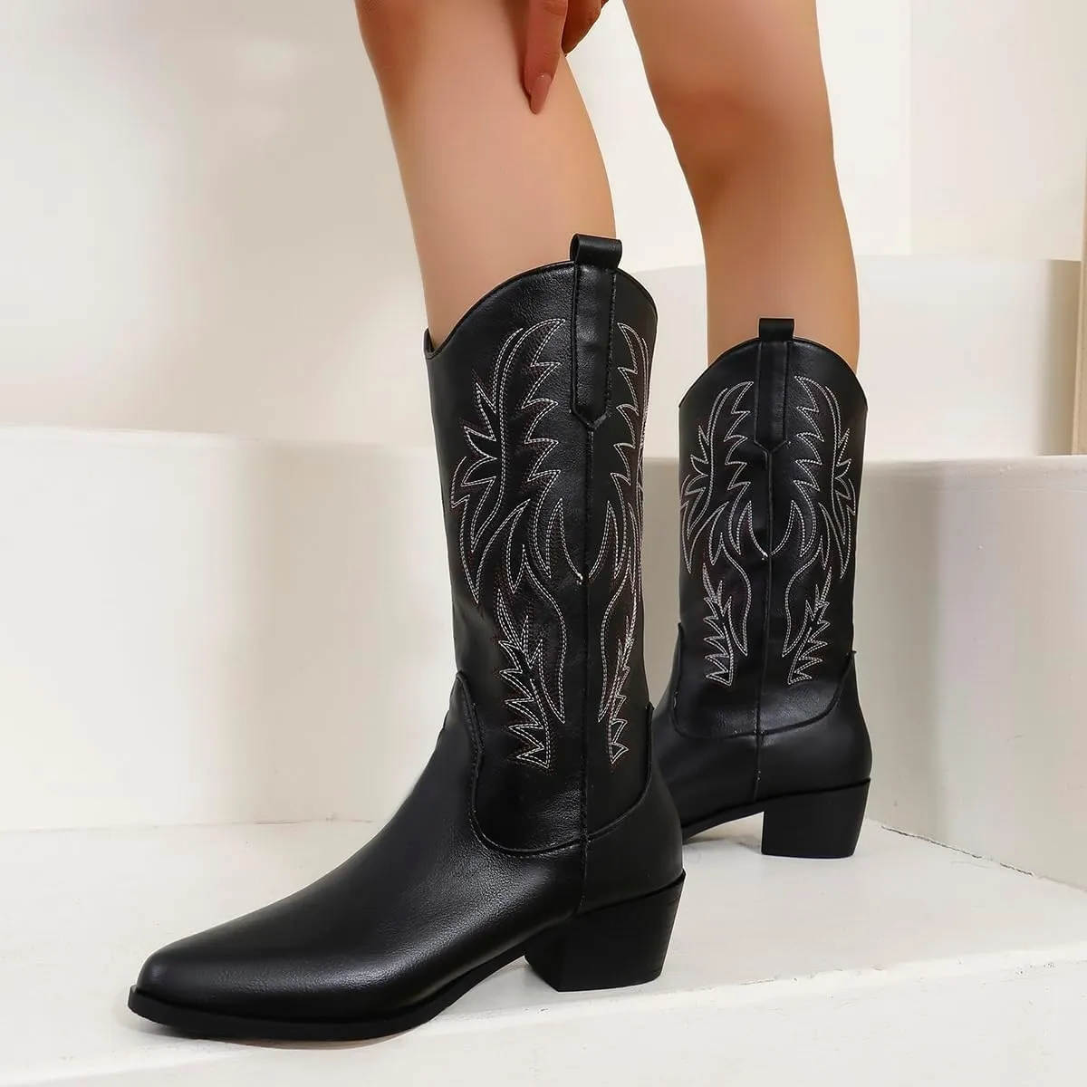 Cowgirl Boot for Women,Retro Classic Mid Calf Western Boots Embroidered Pointed Toe Chunky Block Heel Cowboy Boots