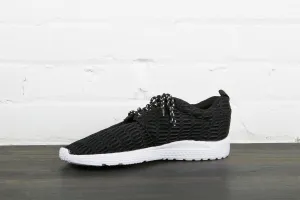 Expert assistance Black Shoe Safe payments Running And White