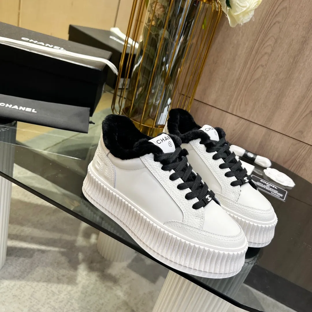 Hot deal Sneaker White CHANEL Black With Fleece Cowhide 944562 Safe transaction Lining