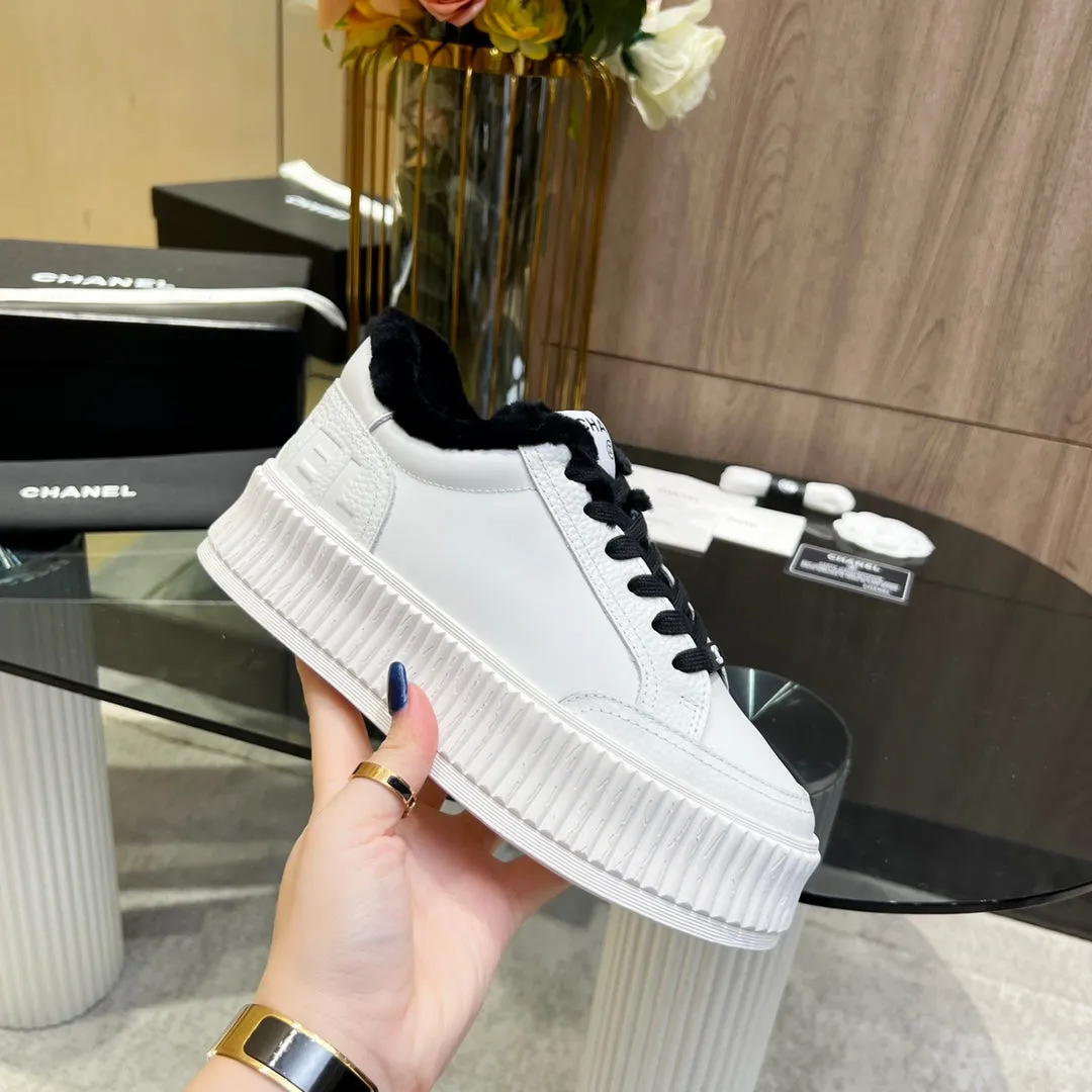 Hot deal Sneaker White CHANEL Black With Fleece Cowhide 944562 Safe transaction Lining