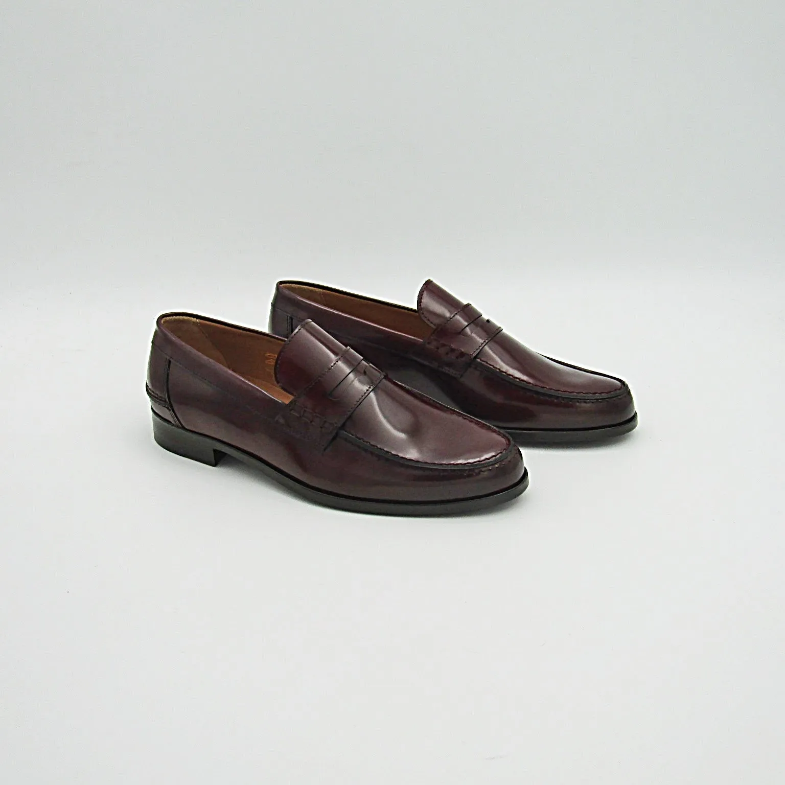 LOAFER