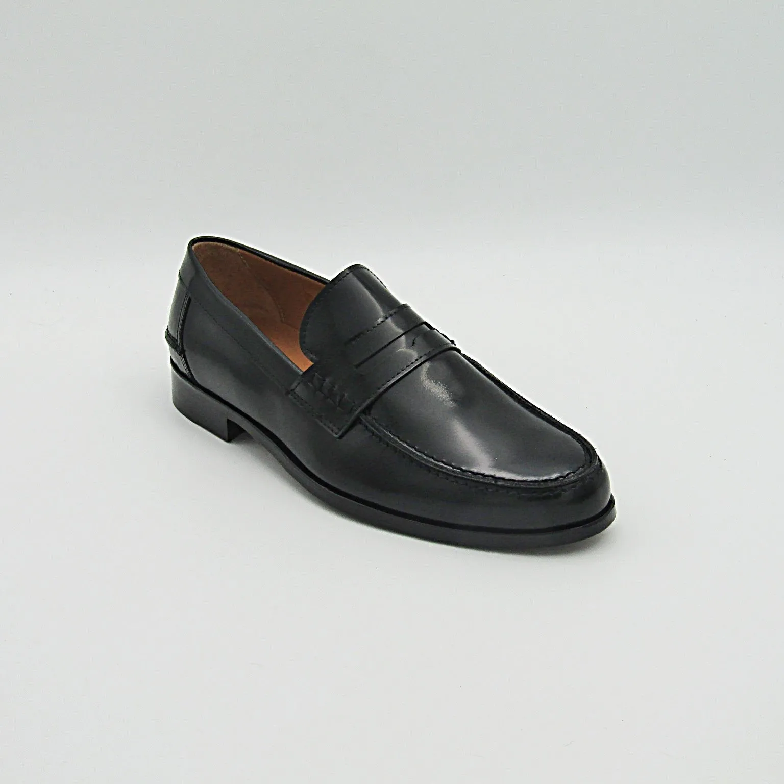 LOAFER