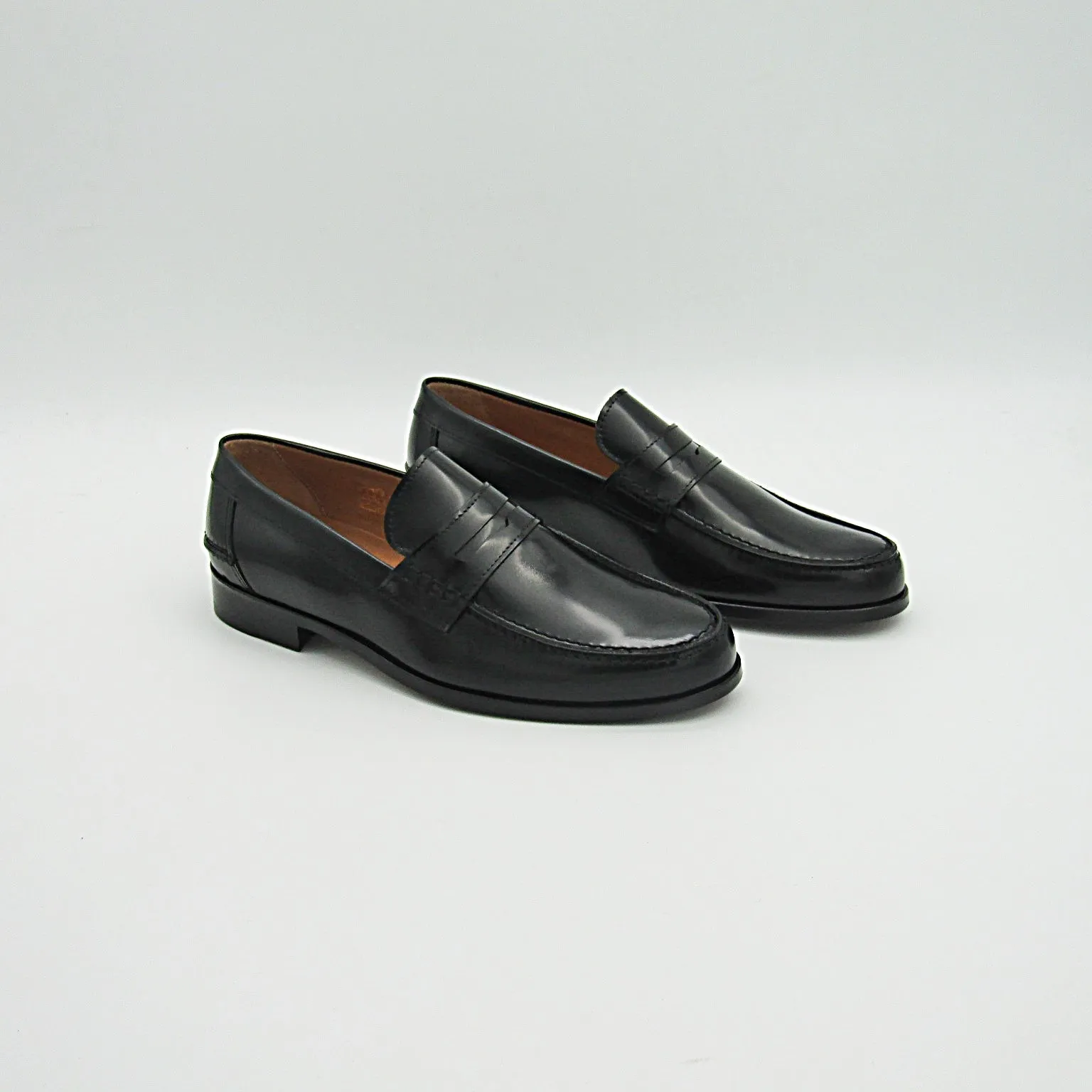 LOAFER