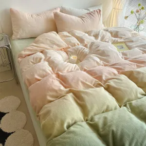 Pastel Peachy to Green Gradient Fleece Bedding Set