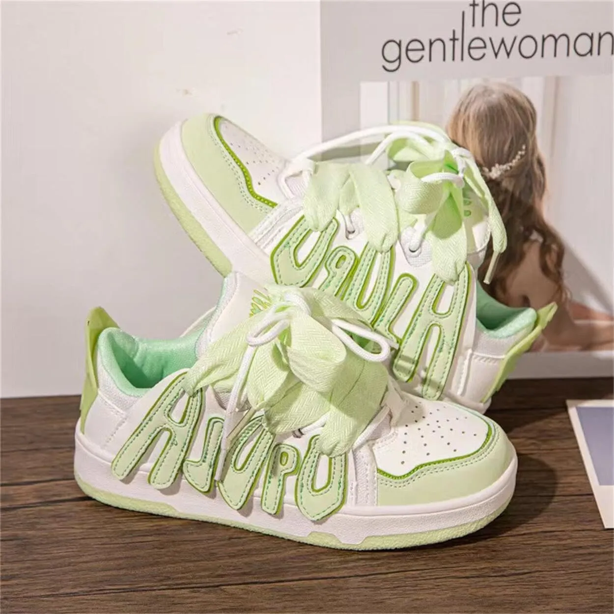 Preppy Shoes Sneakers for Women Running Shoes Non Slip On Casual Walking Shoes Fashion Lightweight Sneaker for Work Travel