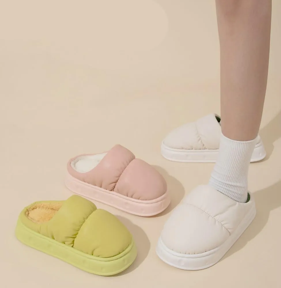 Rungion Furry House Slippers for Women Men Warm Soft Indoor Slippers Waterproof Puffer Slides Winter Outdoor