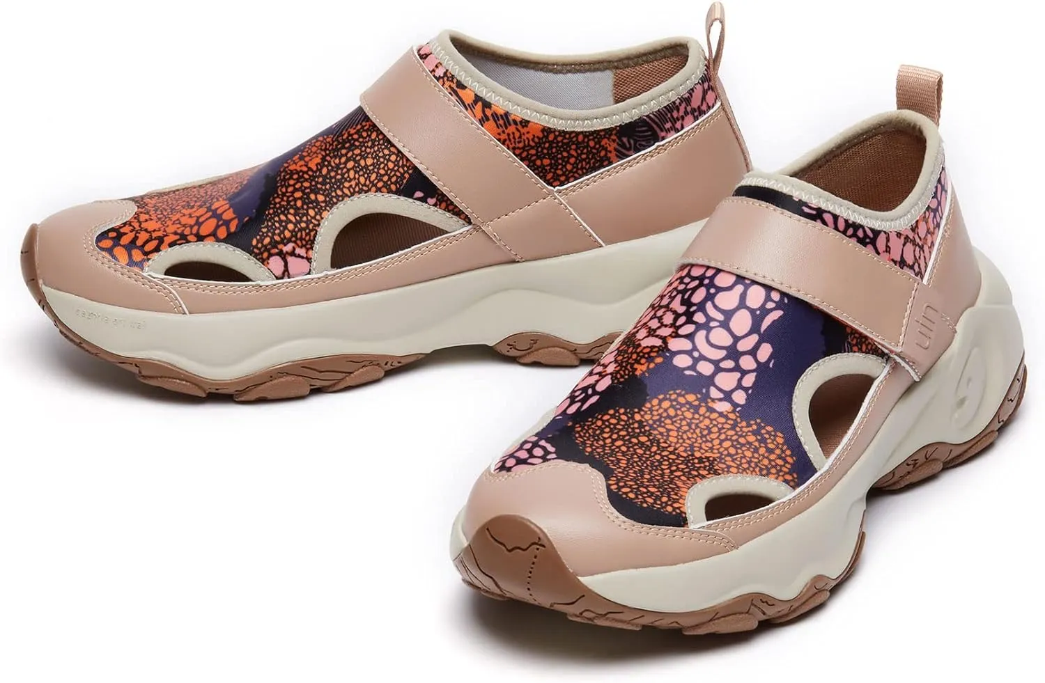 UIN Women's Outdoor Sandal Closed Toe Lightweight Walking Summer Travel Hiking Water Shoes