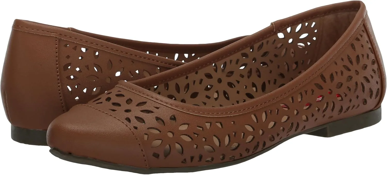UNIONBAY Women's Willis Pointed Toe Flat