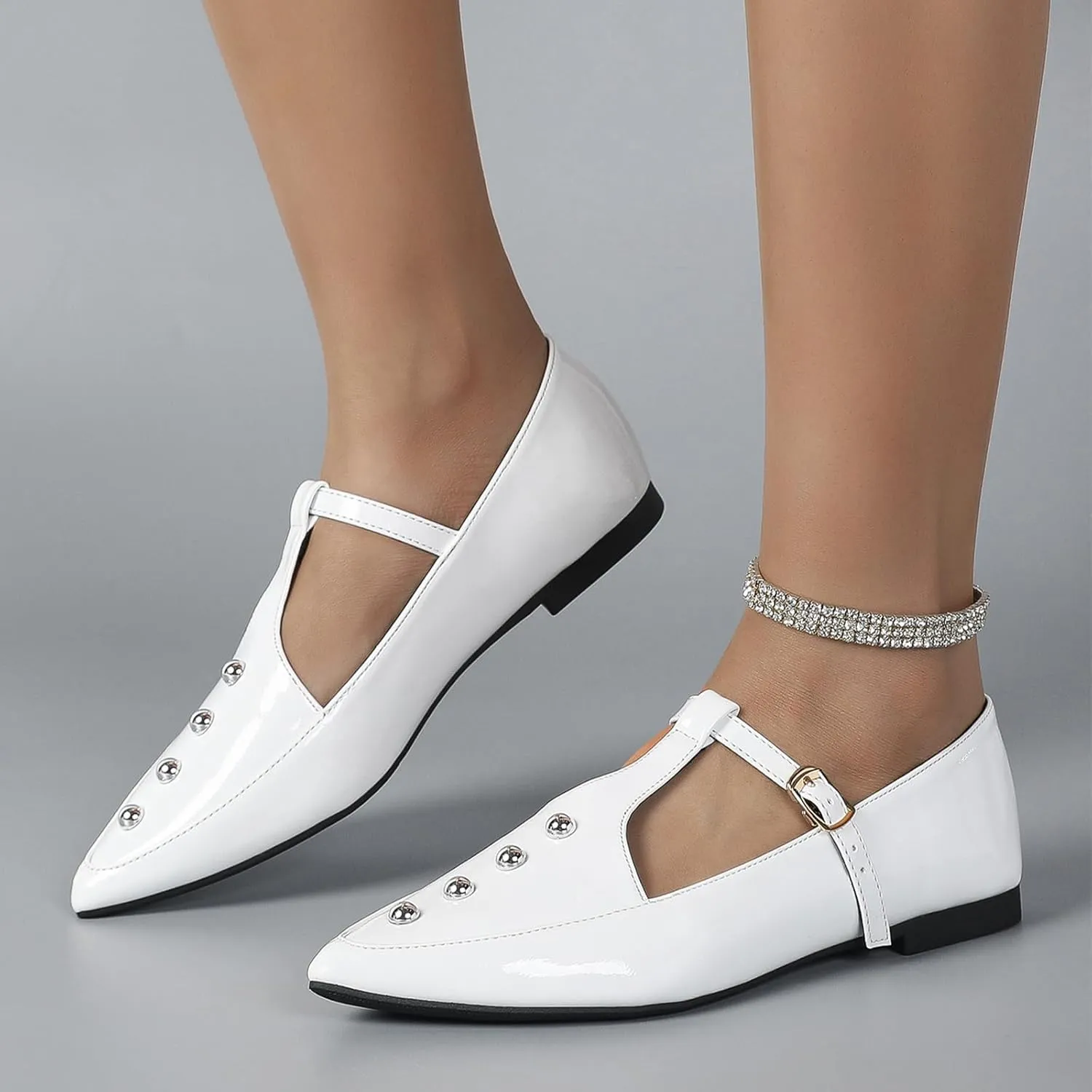 Women's Pointed Toe Rivet T-strap Flats with Adjustable Buckle Fashionable Patent Leather Comfortable Non-slip Low Chunky Heel Gladiator Flats for Party Dance Daily Dating